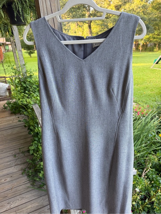 Kasper Dresses & Skirts - Kasper Silver-Gray V-Neck Midi Sheath Dress